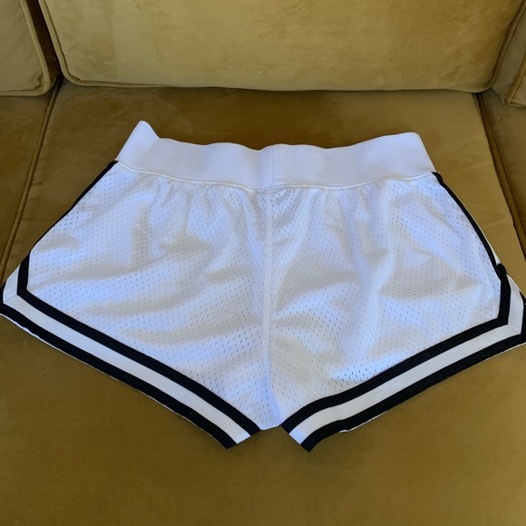 NWOT Champion White Mesh Notch Side Short | L Large - Picture 5 of 16